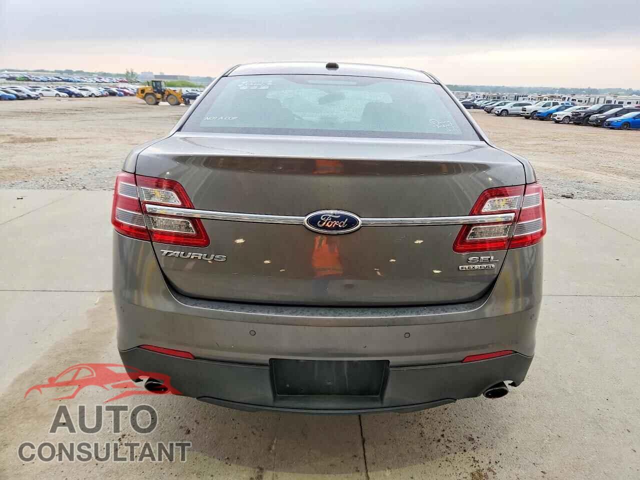 FORD TAURUS 2013 - 1FAHP2E81DG116481
