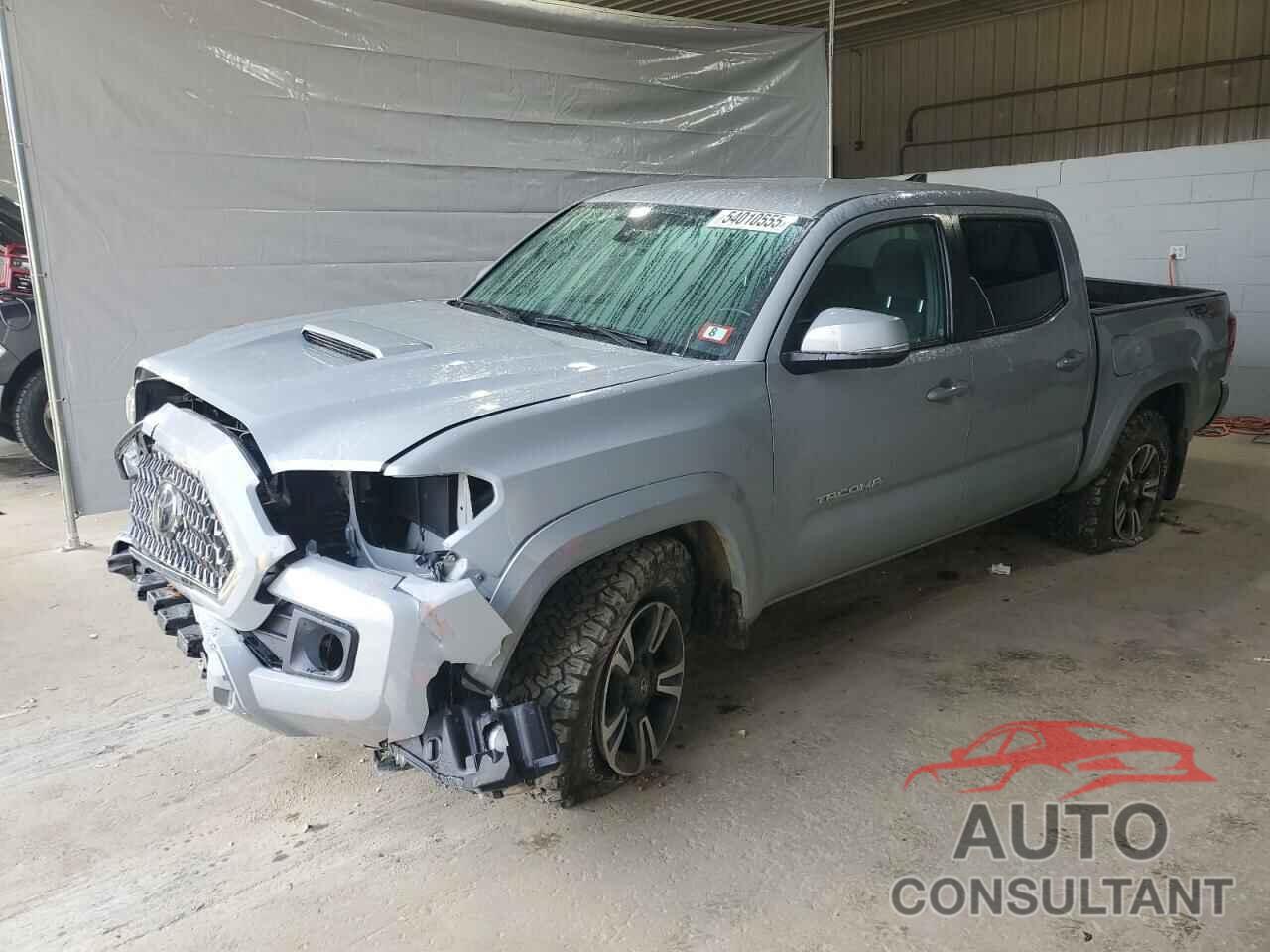 TOYOTA TACOMA 2018 - 3TMCZ5AN9JM152268