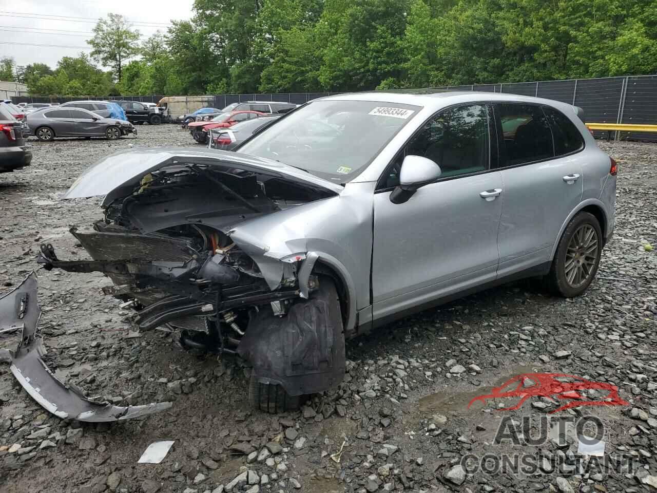 PORSCHE CAYENNE 2018 - WP1AA2A29JKA03089