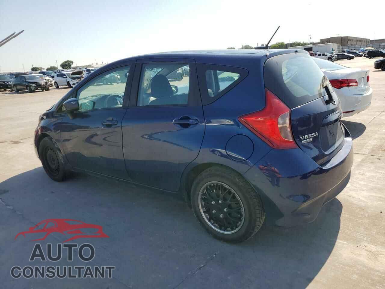 NISSAN VERSA 2018 - 3N1CE2CP9JL366291