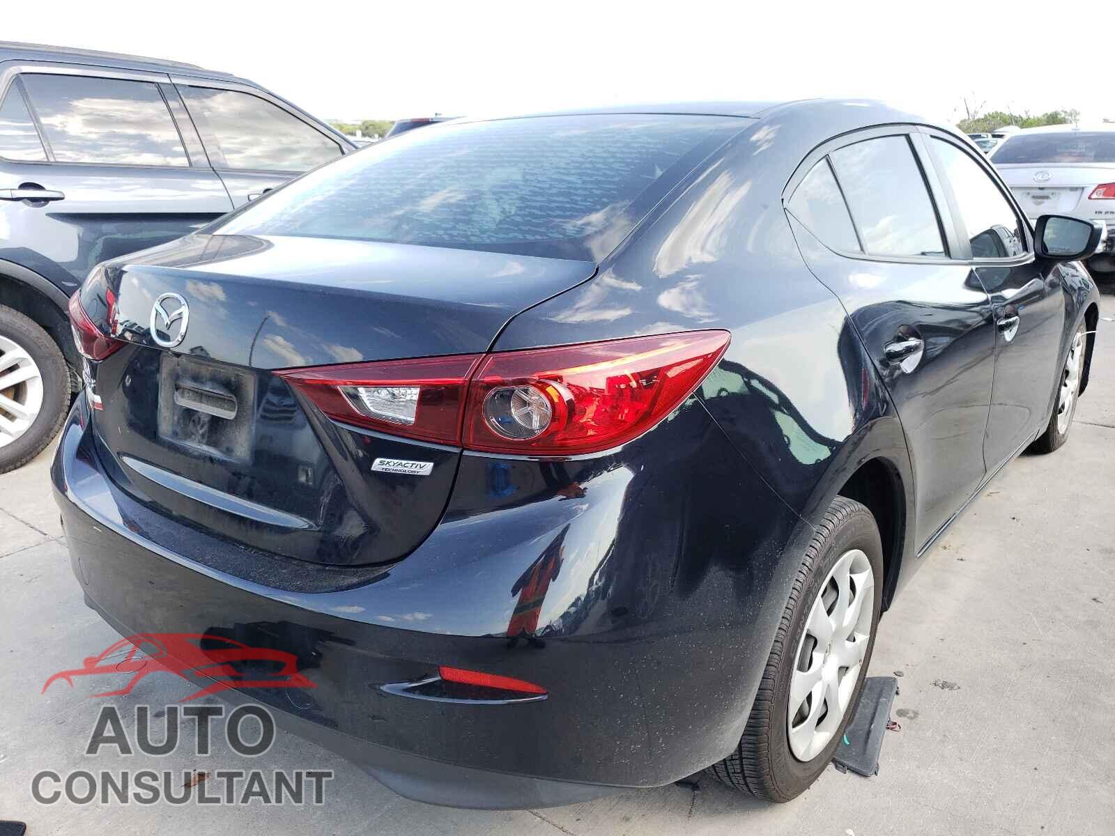 MAZDA 3 2017 - 3MZBN1U7XHM113774