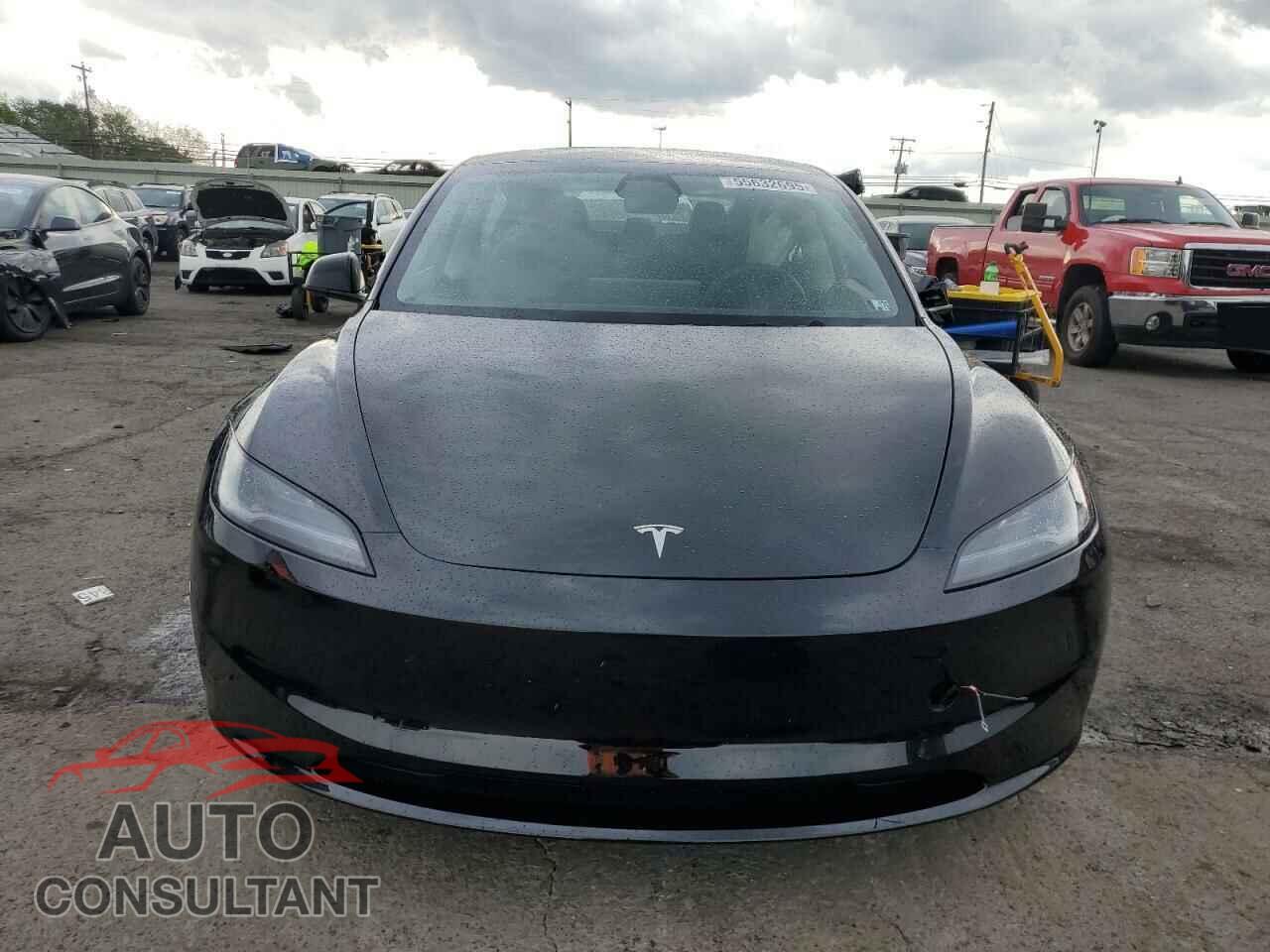 TESLA MODEL 3 2024 - 5YJ3E1EA5RF860464