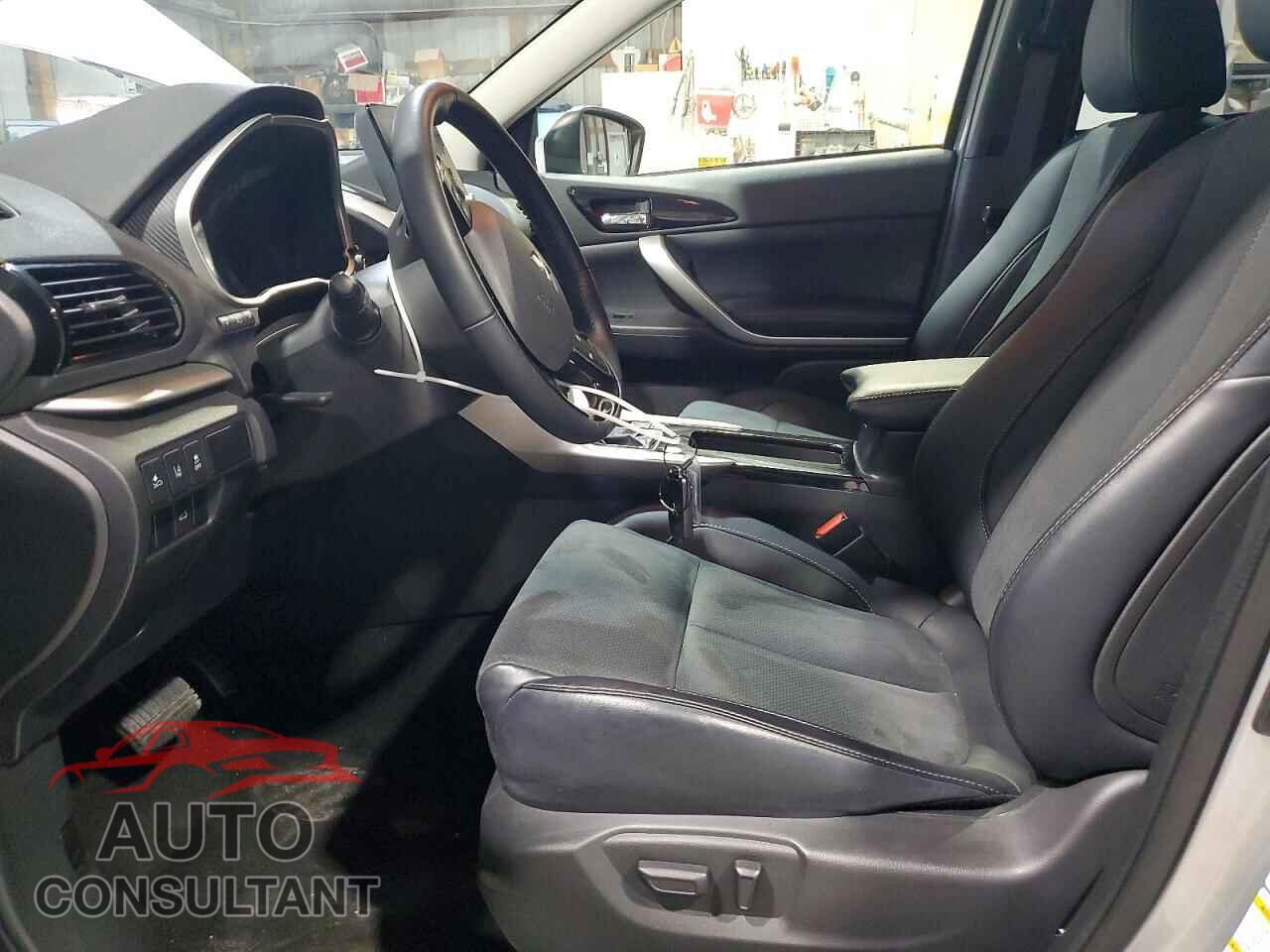 MITSUBISHI ECLIPSE 2025 - JA4ATWAA8SZ042172