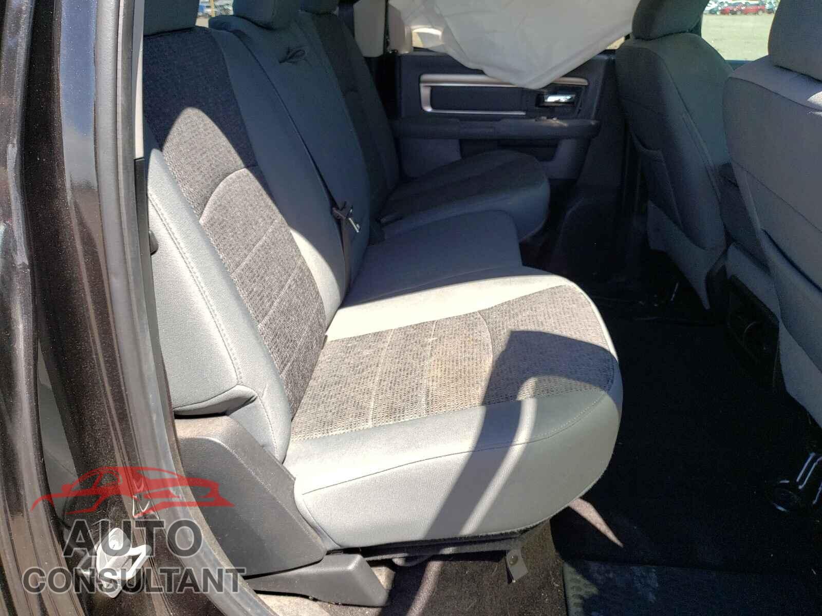 DODGE RAM 2016 - 3C6RR6LT2GG301002
