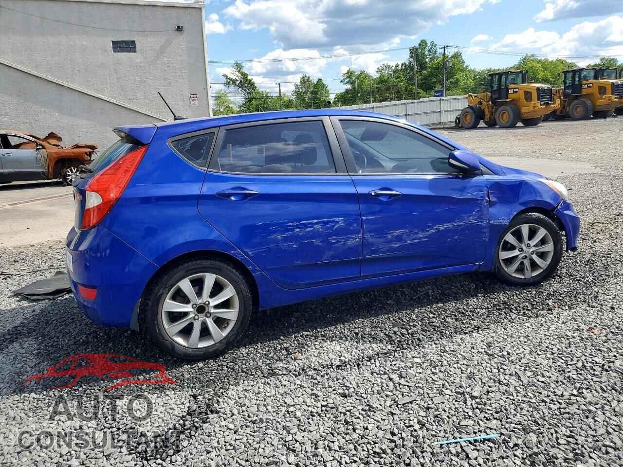 HYUNDAI ACCENT 2013 - KMHCU5AE9DU074701