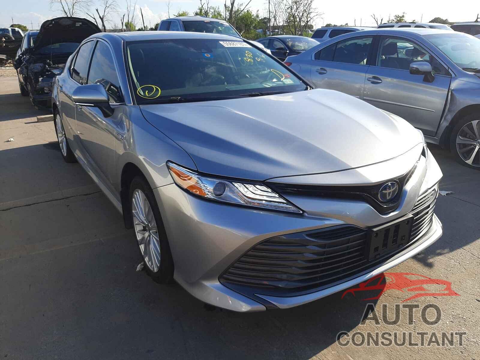 TOYOTA CAMRY 2020 - 4T1F31AK8LU537571