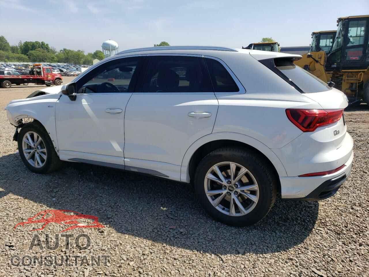 AUDI Q3 2021 - WA1EECF3XM1031910