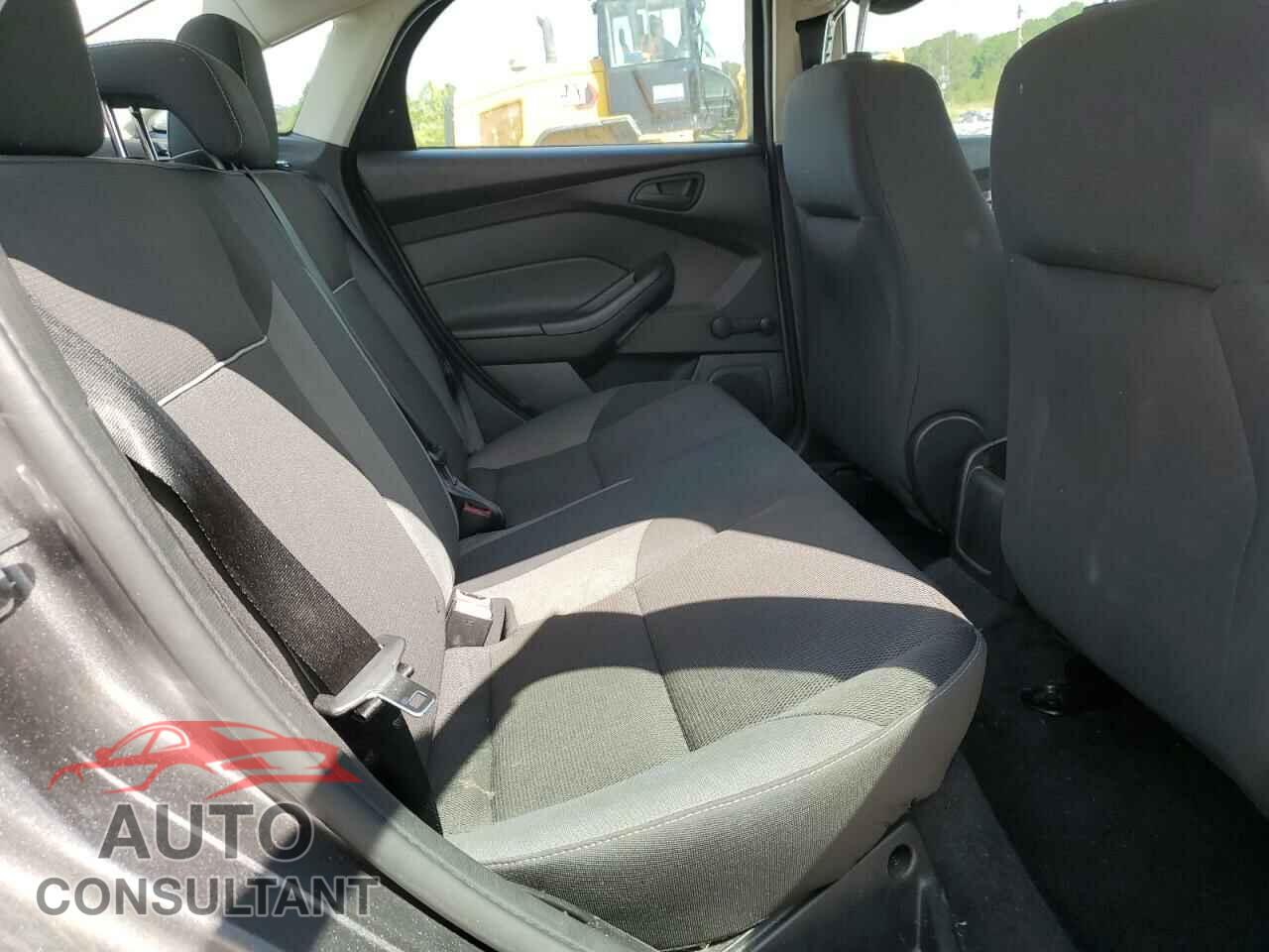 FORD FOCUS 2014 - 1FADP3E2XEL150802
