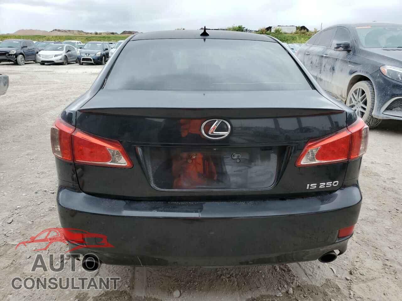 LEXUS IS 2011 - JTHBF5C23B5138637