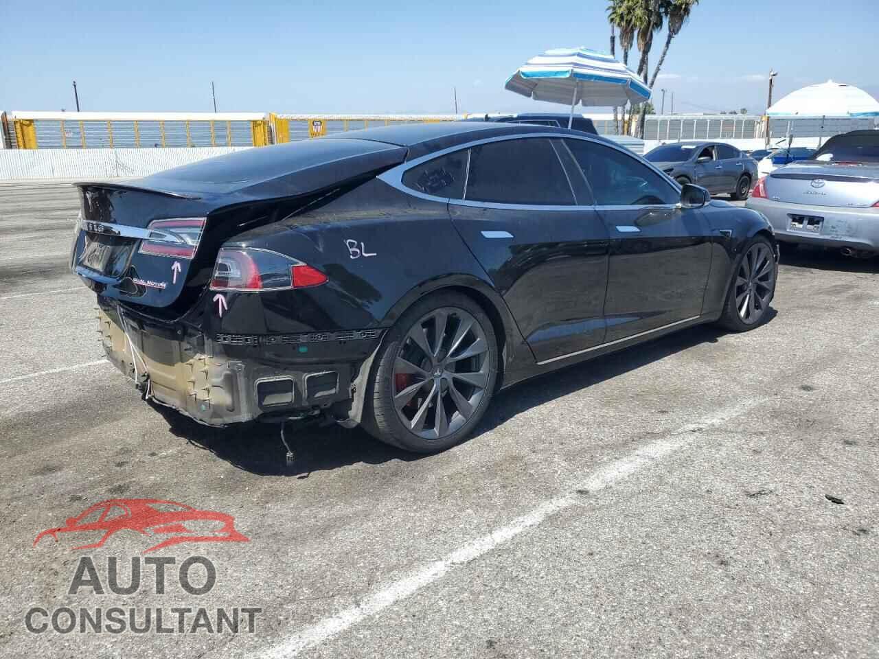 TESLA MODEL S 2020 - 5YJSA1E43LF415780