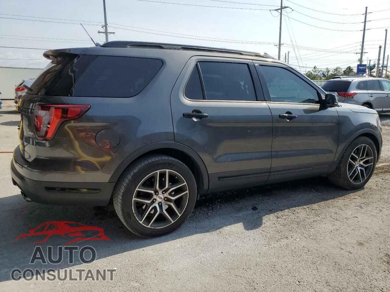 FORD EXPLORER 2018 - 1FM5K8GTXJGB14770