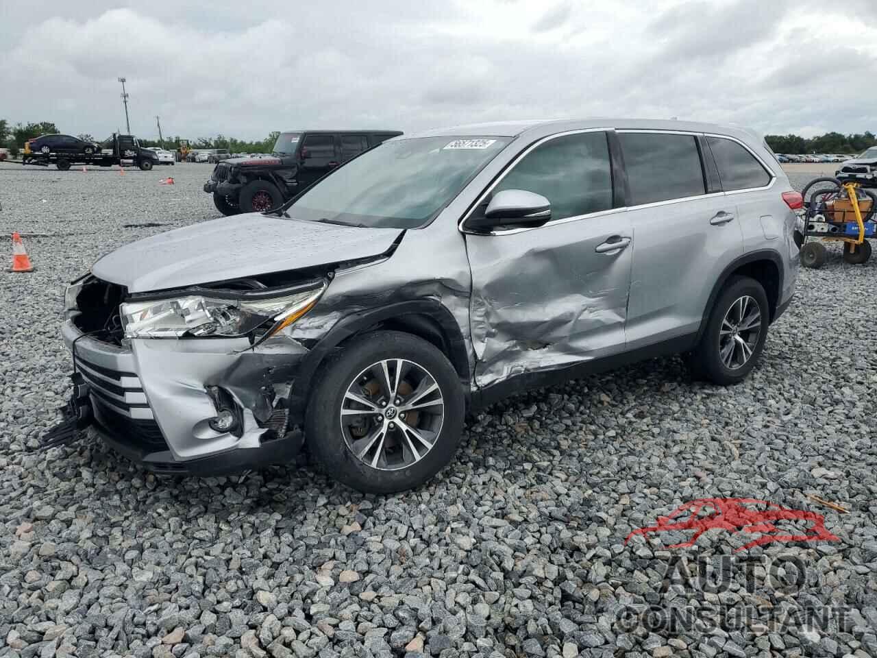 TOYOTA HIGHLANDER 2019 - 5TDZZRFH0KS361419