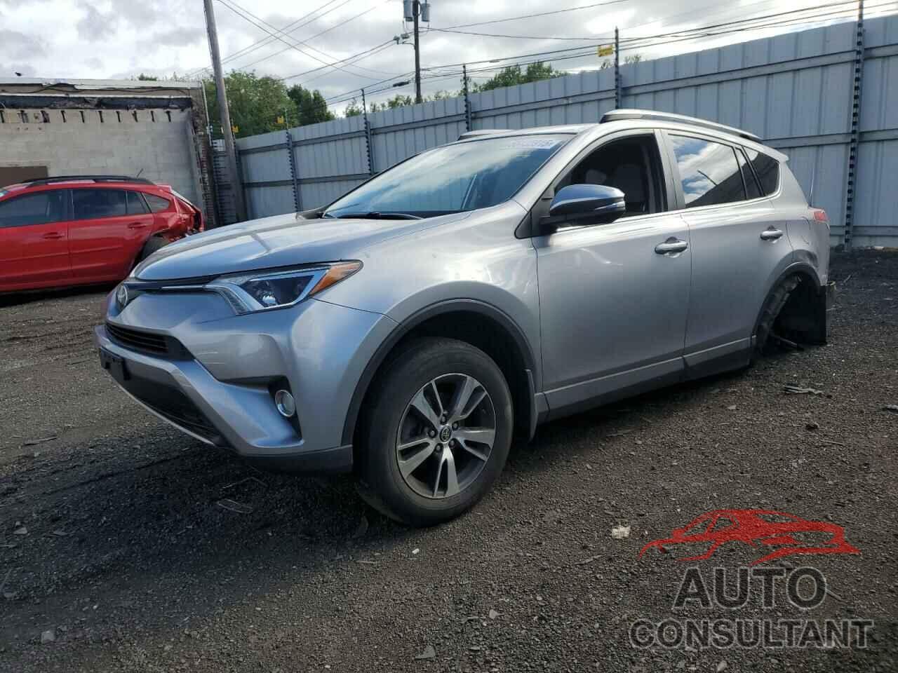 TOYOTA RAV4 2018 - JTMRFREV0JD226922