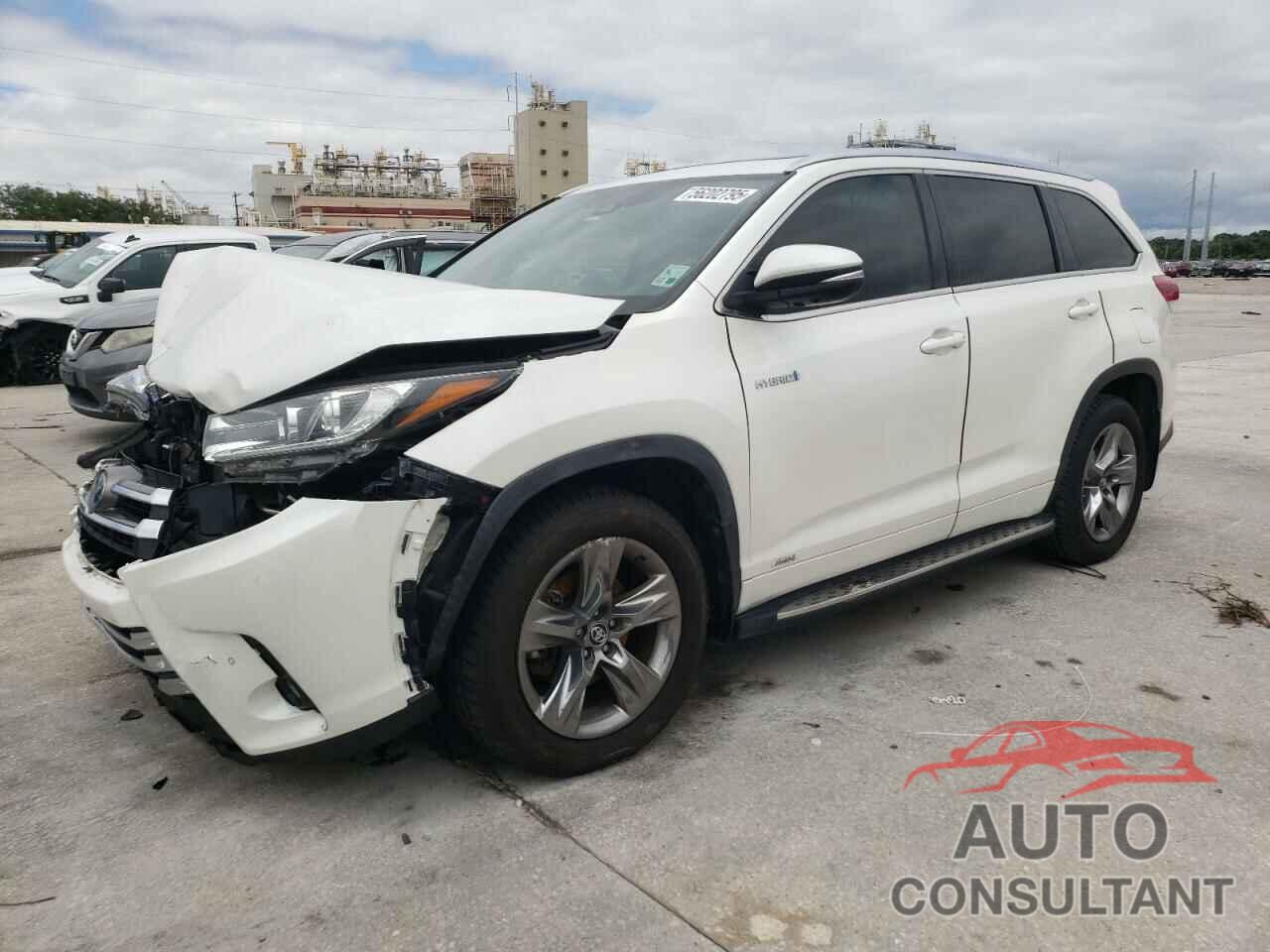 TOYOTA HIGHLANDER 2019 - 5TDDGRFH2KS056181