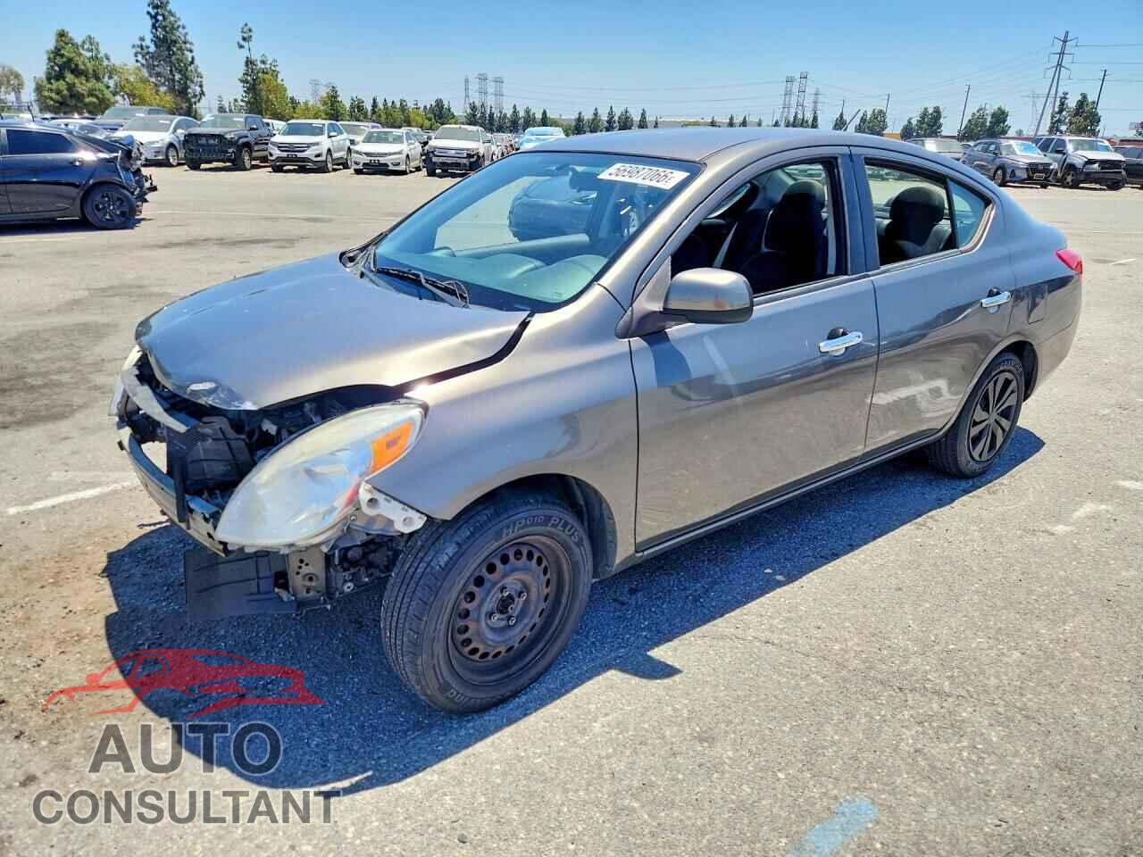NISSAN VERSA 2012 - 3N1CN7AP1CL820438