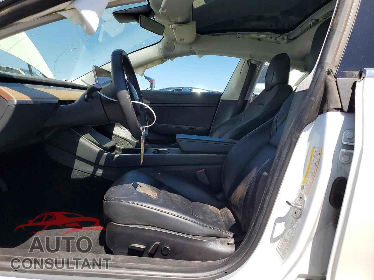 TESLA MODEL 3 2020 - 5YJ3E1EA2LF659676