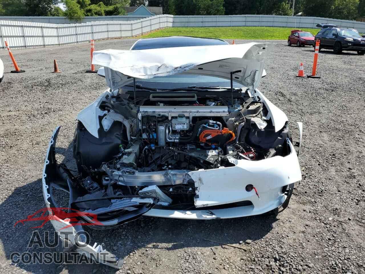 TESLA MODEL S 2023 - 5YJSA1E60PF505346