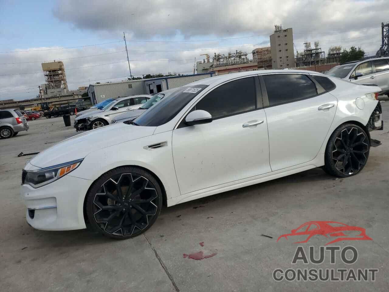 KIA OPTIMA 2018 - 5XXGT4L32JG237480