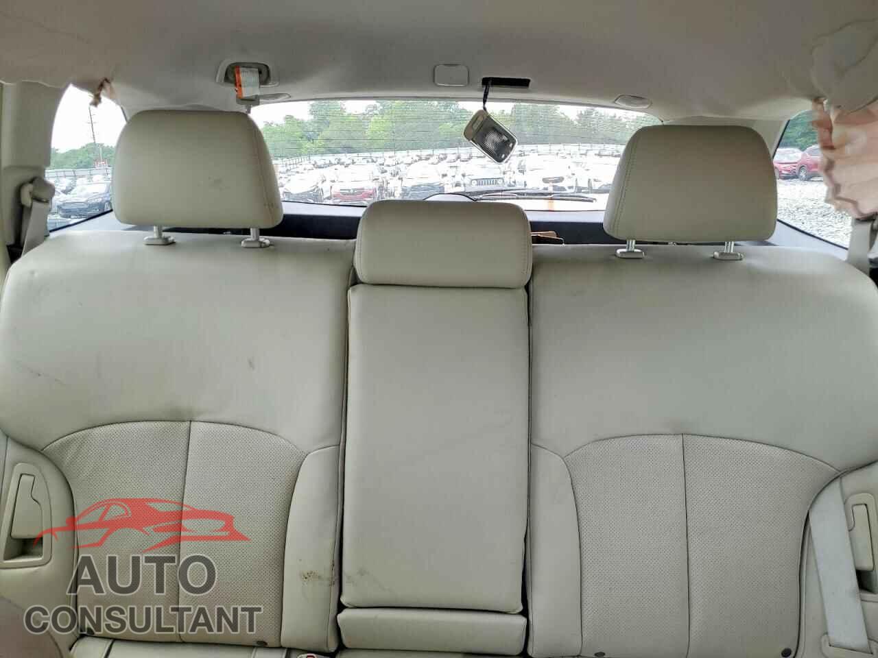 SUBARU OUTBACK 2014 - 4S4BRDLC3E2209509