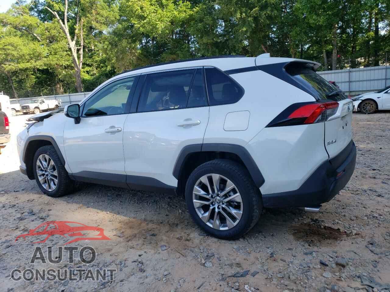 TOYOTA RAV4 2022 - JTMC1RFV7ND087056