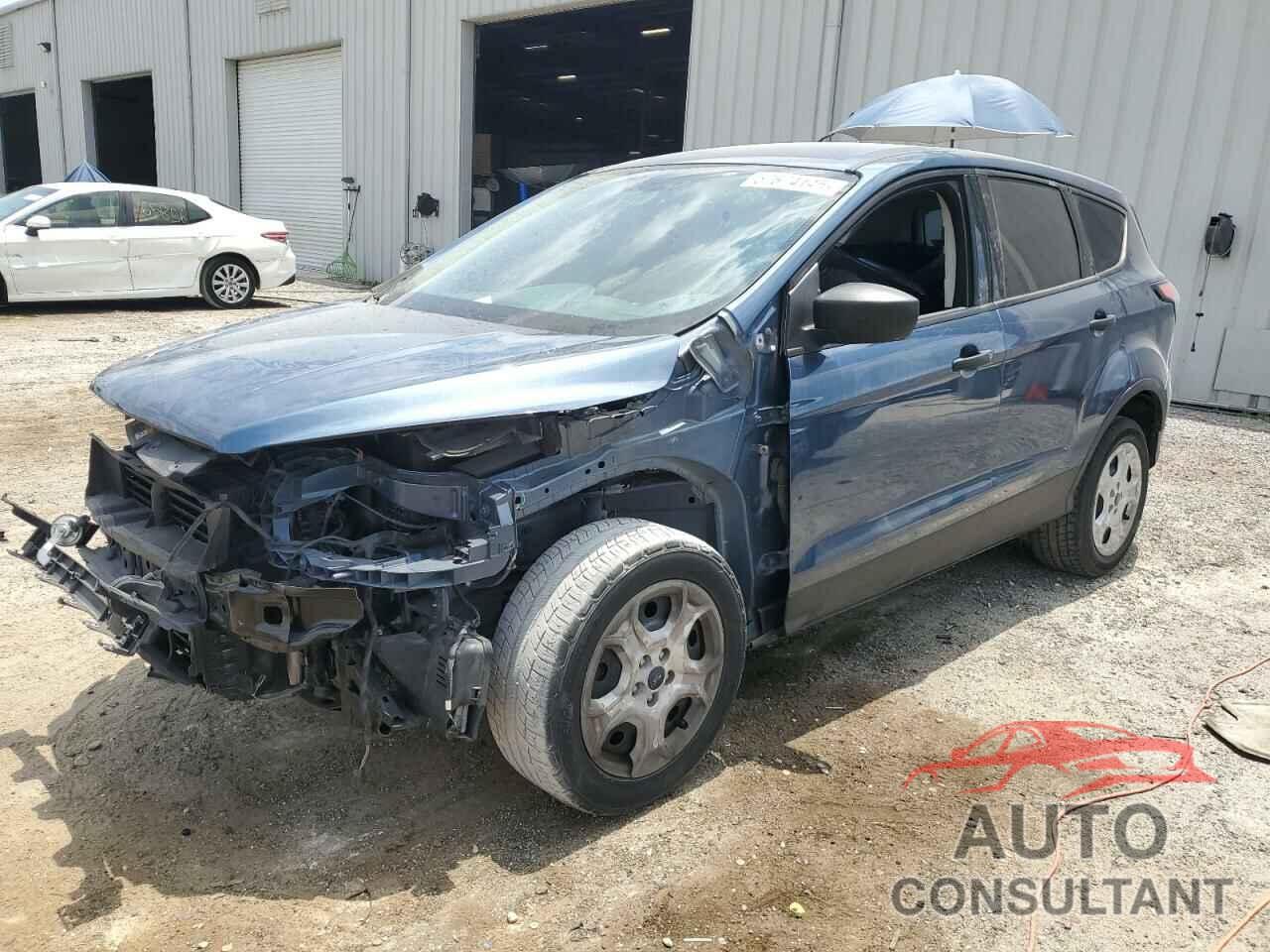 FORD ESCAPE 2018 - 1FMCU0F7XJUC73605