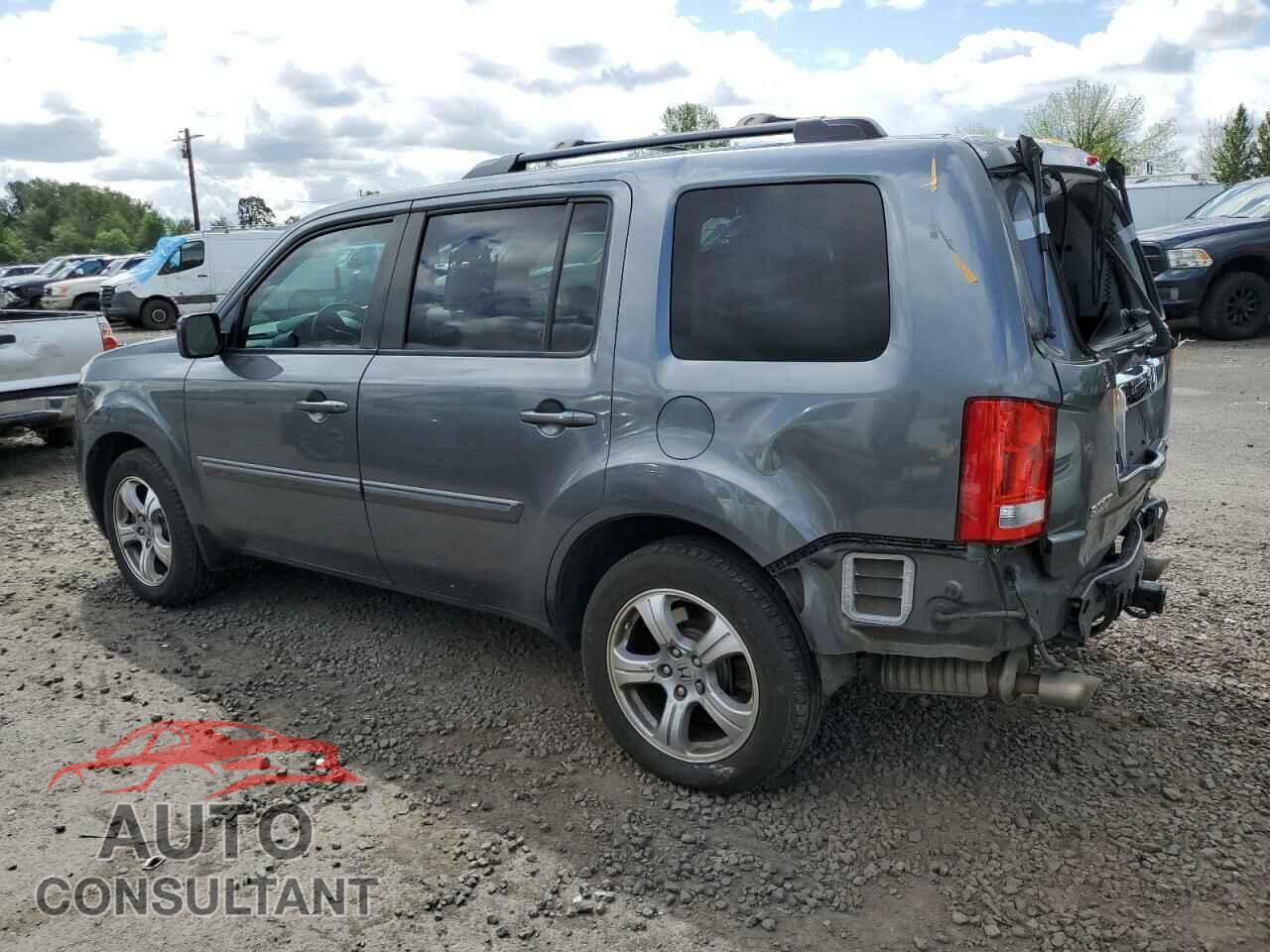 HONDA PILOT 2013 - 5FNYF4H77DB035961