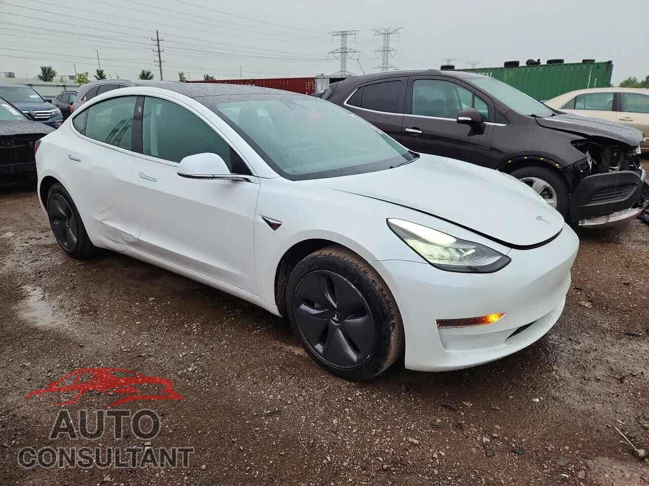 TESLA MODEL 3 2019 - 5YJ3E1EA0KF484827