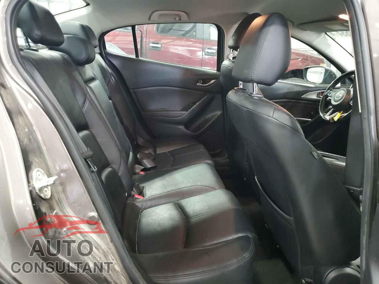 MAZDA 3 2017 - 3MZBN1V73HM110908