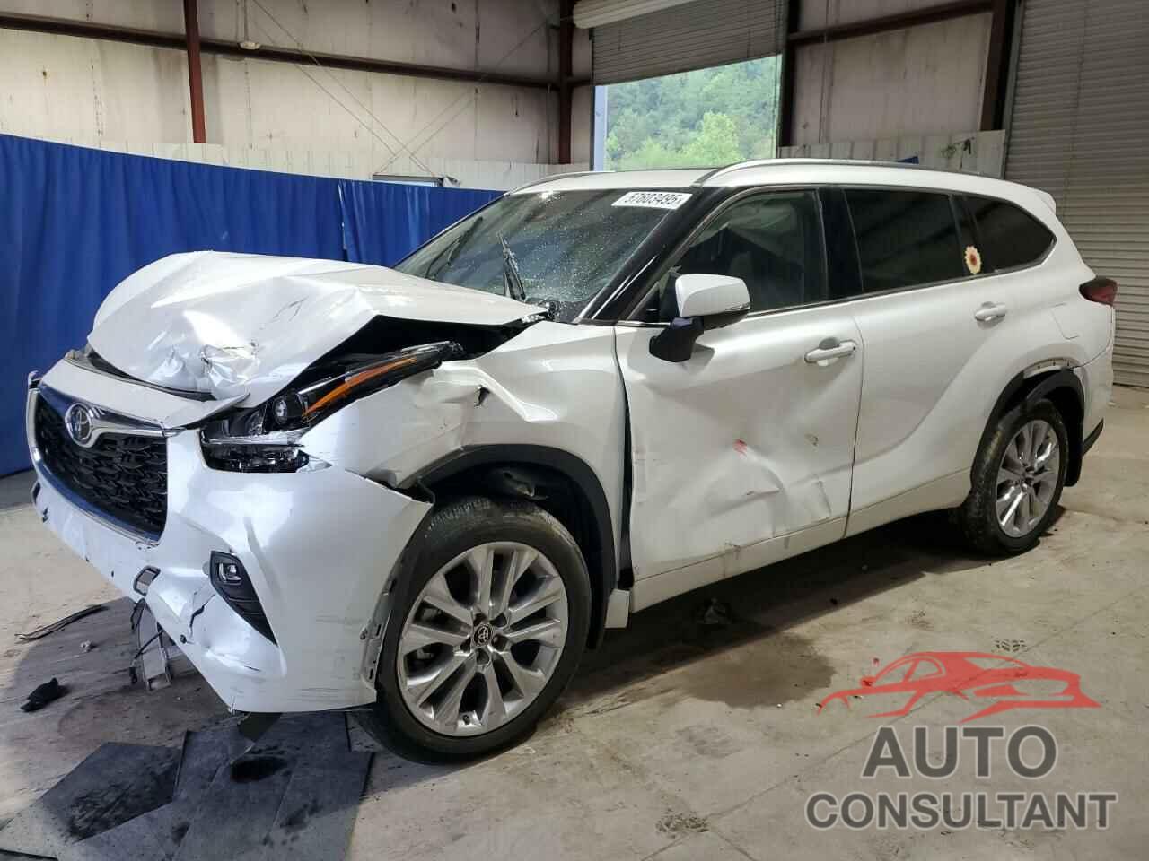 TOYOTA HIGHLANDER 2022 - 5TDDZRBH2NS176972