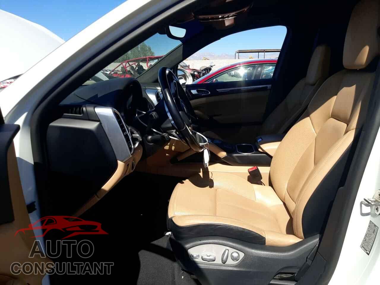 PORSCHE CAYENNE 2017 - WP1AE2A23HLA75950