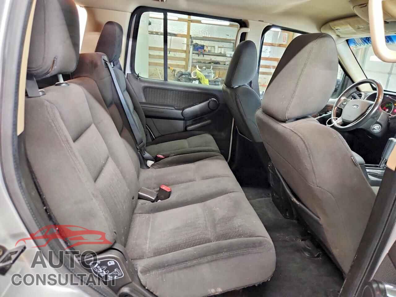 FORD EXPLORER 2010 - 1FMEU7DEXAUA85900