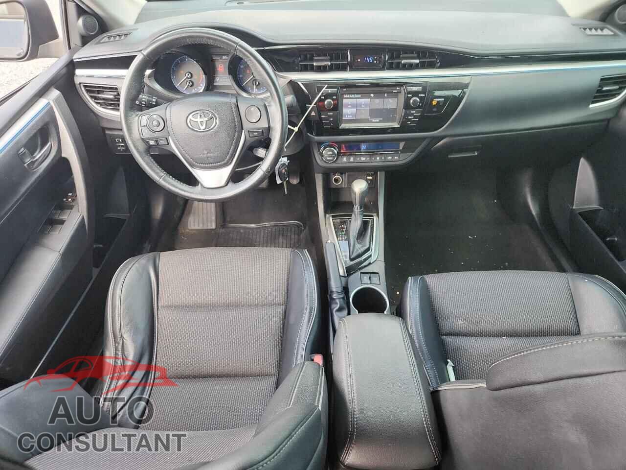 TOYOTA COROLLA 2015 - 5YFBURHE9FP251888
