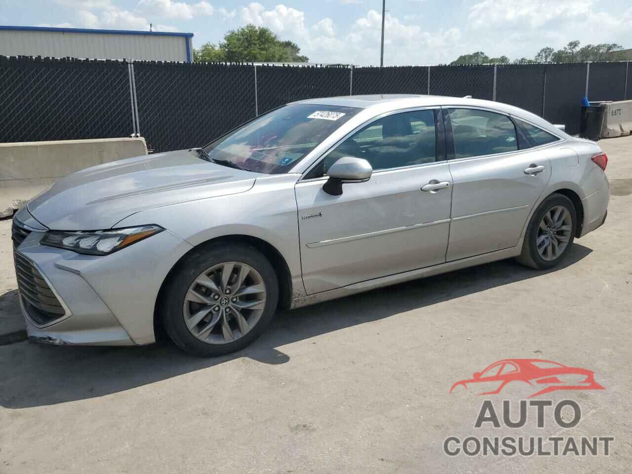 TOYOTA AVALON 2019 - 4T1B21FB6KU004885
