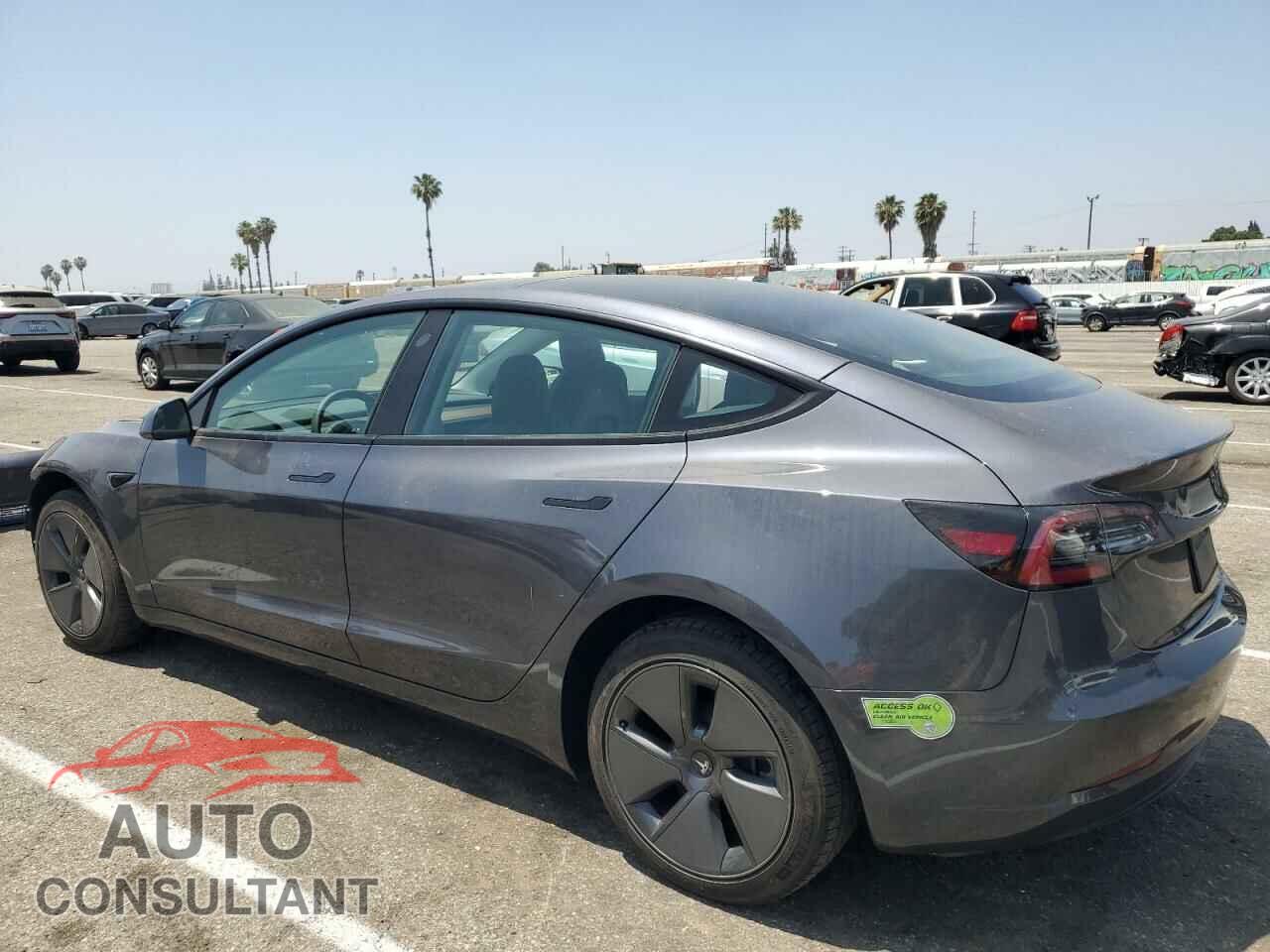 TESLA MODEL 3 2023 - 5YJ3E1EA5PF404624
