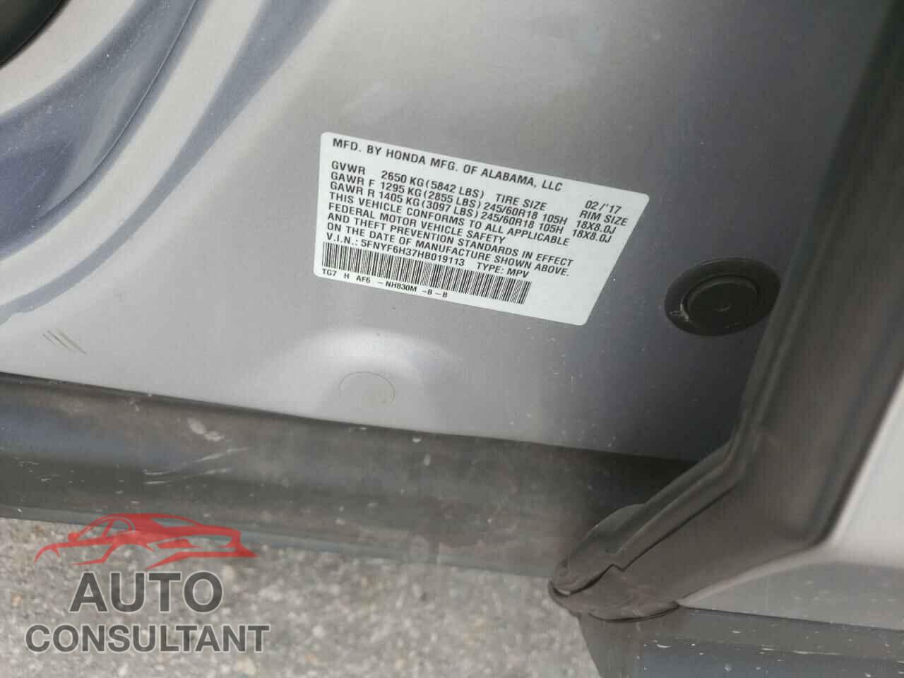 HONDA PILOT 2017 - 5FNYF6H37HB019113