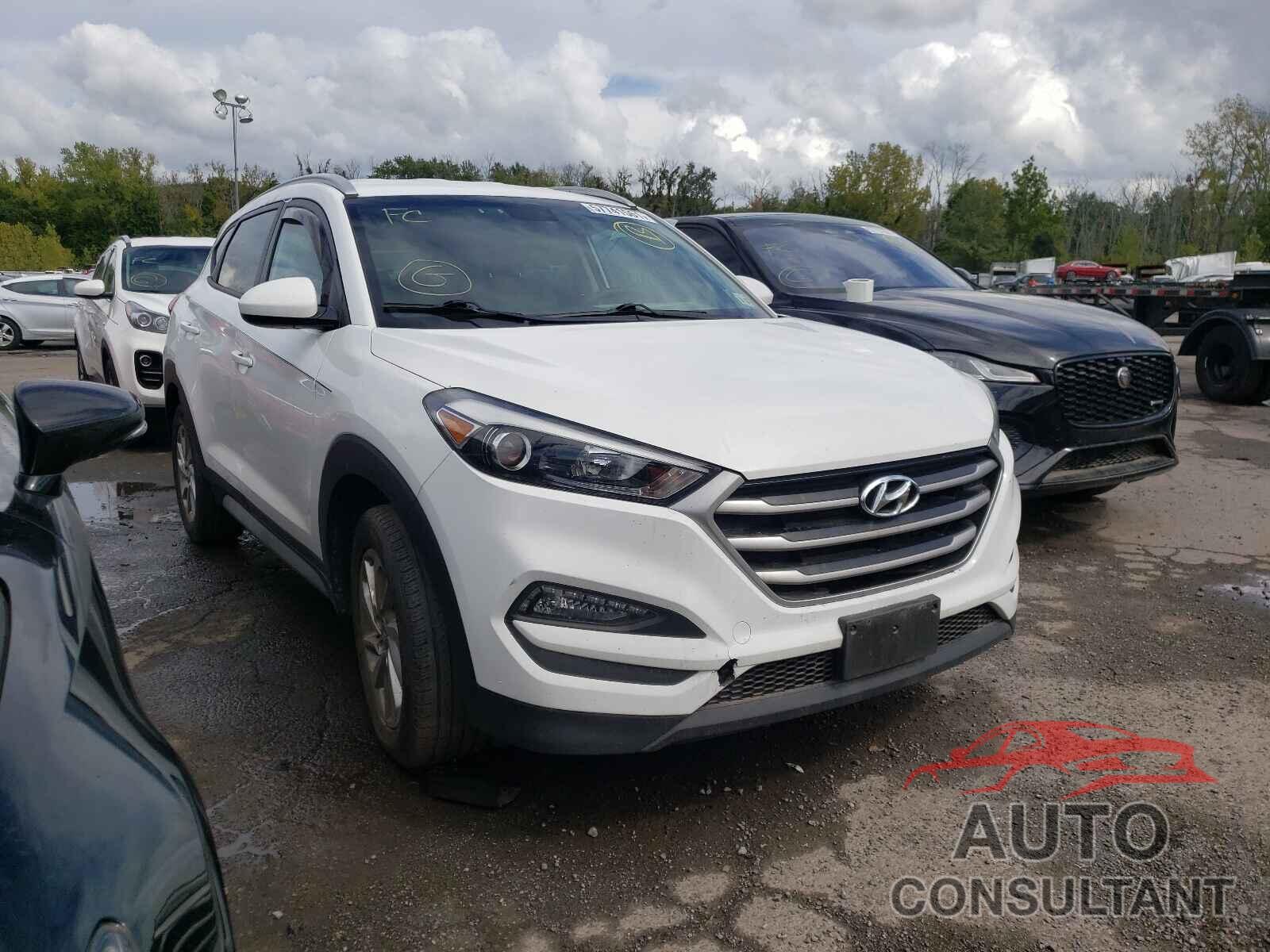 HYUNDAI TUCSON 2017 - KM8J3CA40HU420467