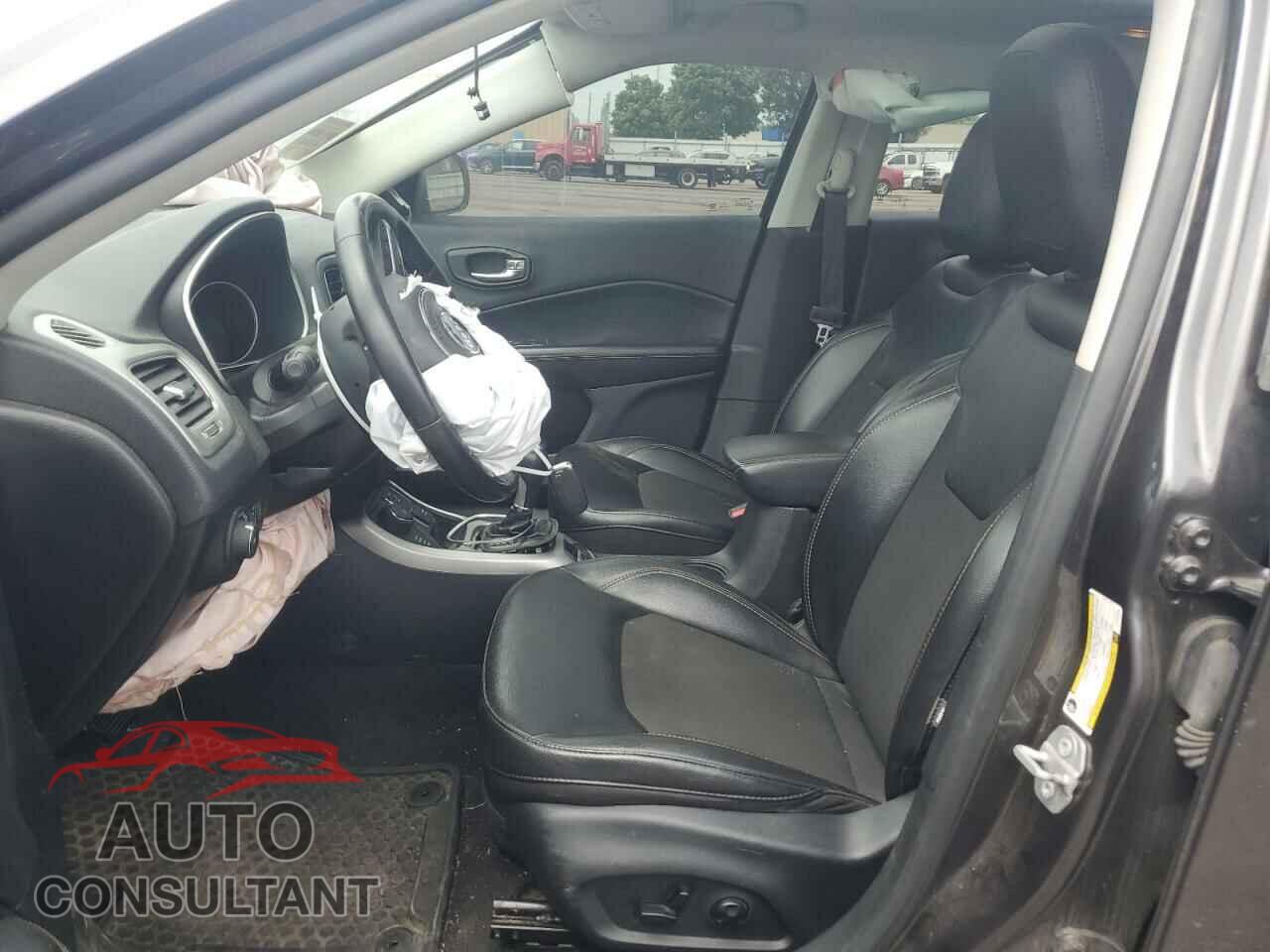 JEEP COMPASS 2020 - 3C4NJDBB8LT116272