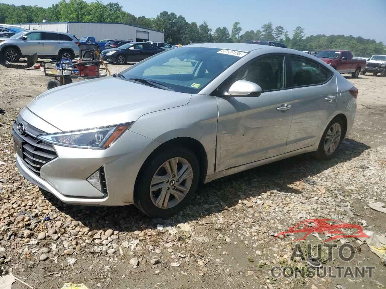 HYUNDAI ELANTRA 2019 - 5NPD84LF8KH465942