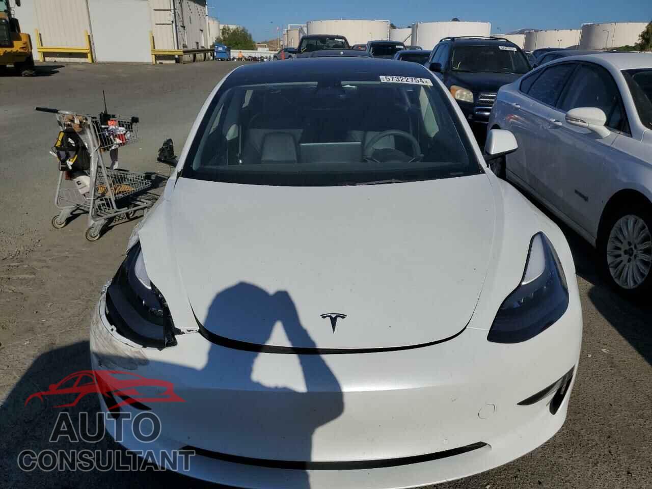 TESLA MODEL 3 2022 - 5YJ3E1EB1NF166566