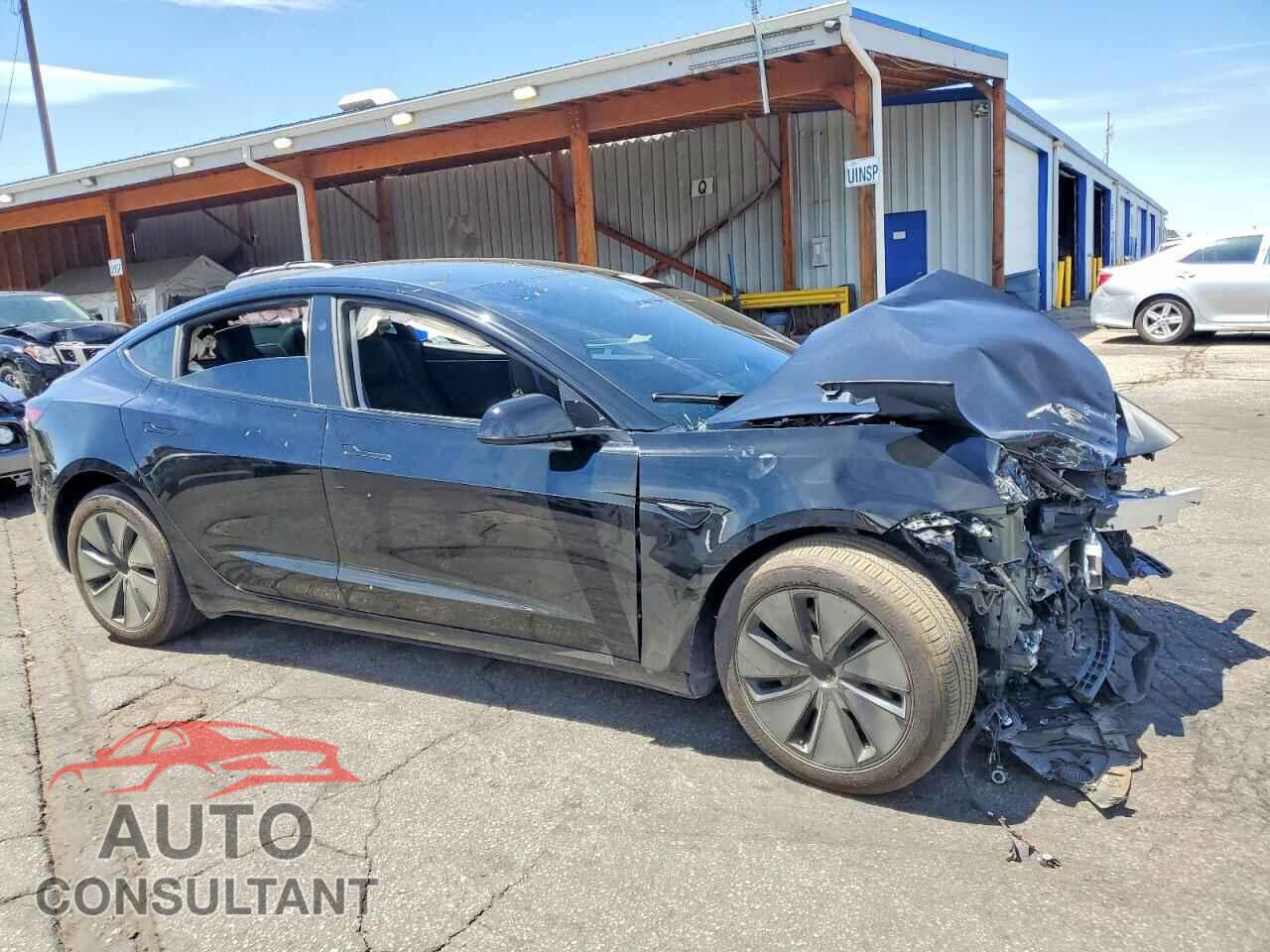 TESLA MODEL 3 2024 - 5YJ3E1EB5RF834178