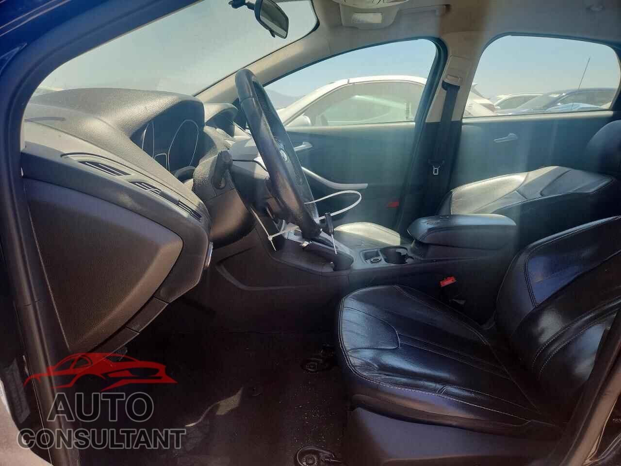 FORD FOCUS 2014 - 1FADP3K26EL463592