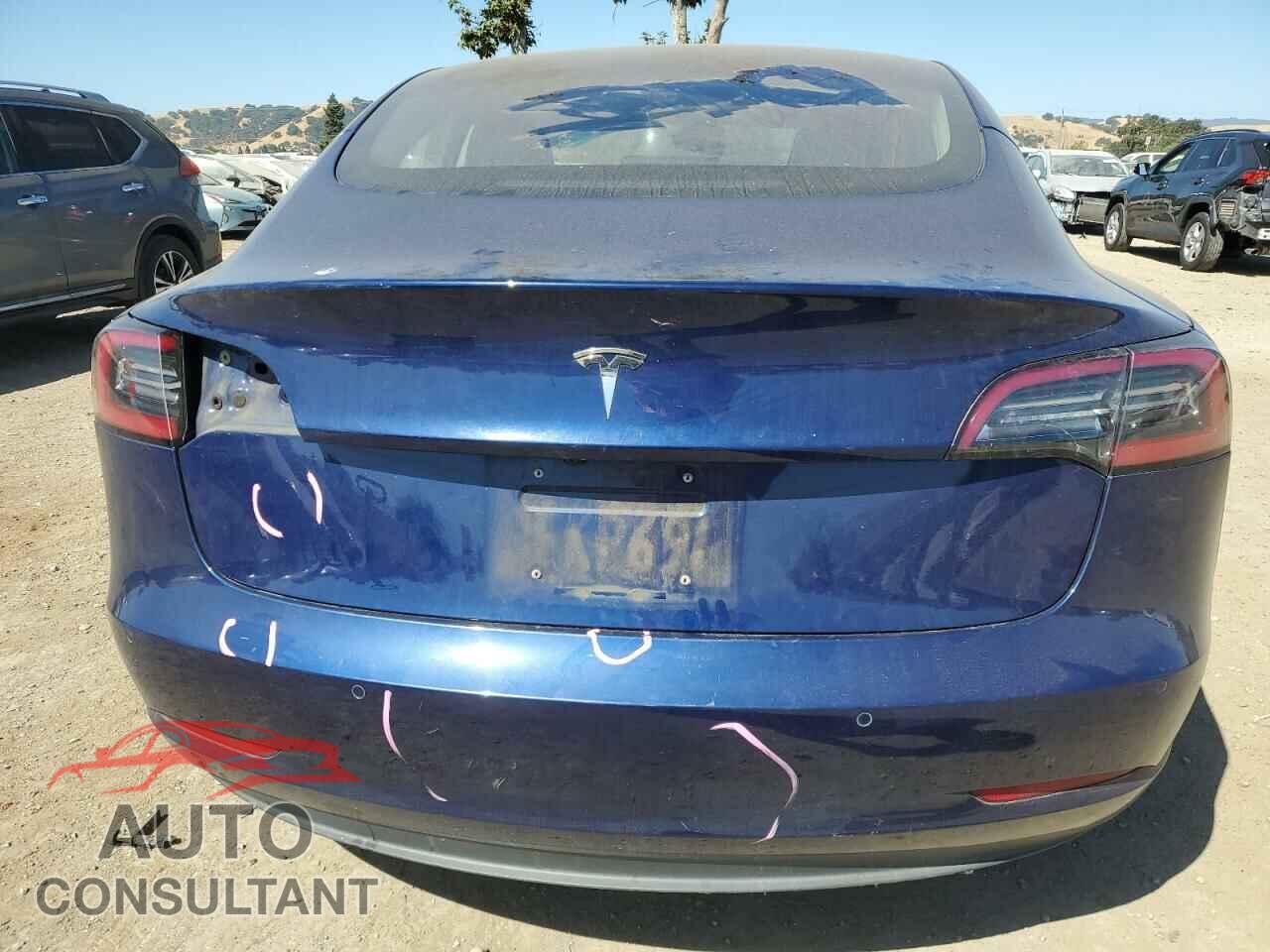 TESLA MODEL 3 2018 - 5YJ3E1EA9JF024919