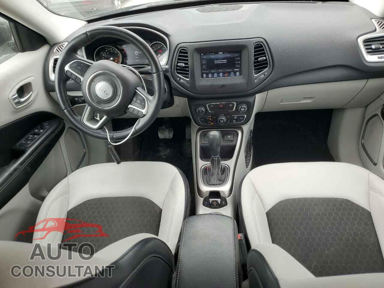 JEEP COMPASS 2018 - 3C4NJCBB2JT105629