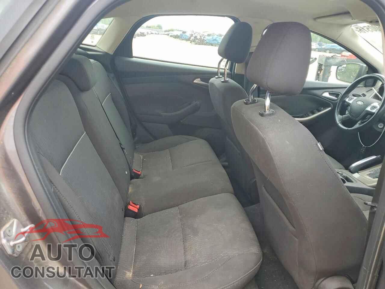 FORD FOCUS 2012 - 1FAHP3M24CL183181
