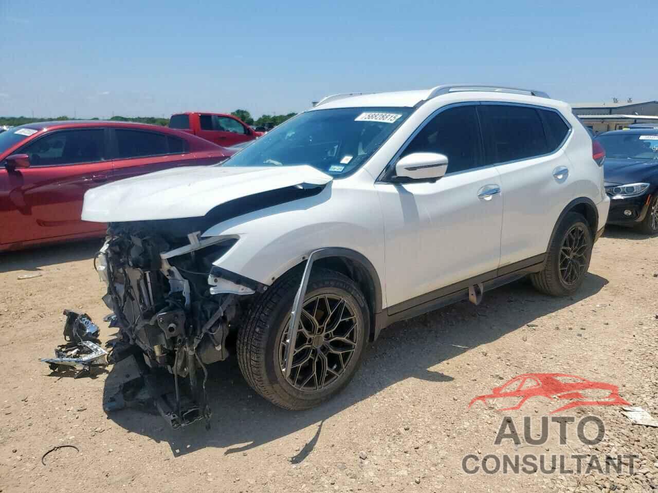 NISSAN ROGUE 2017 - KNMAT2MTXHP593767