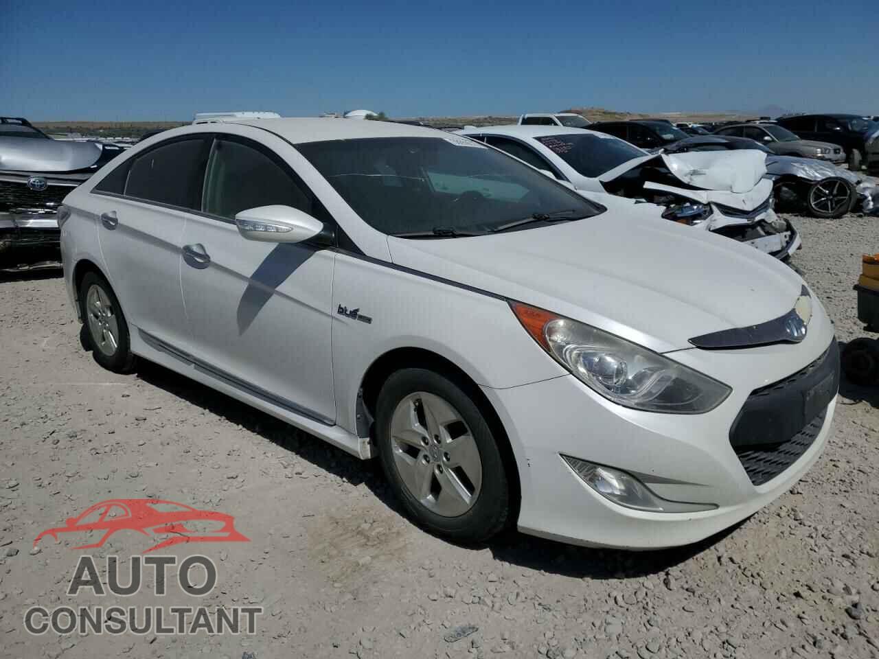 HYUNDAI SONATA 2012 - KMHEC4A40CA046539