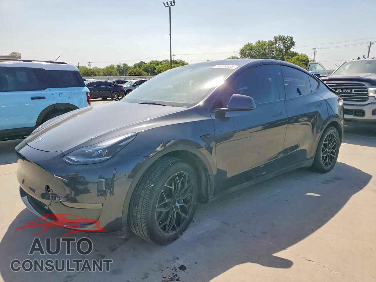 TESLA MODEL Y 2024 - 7SAYGDED6RA321475