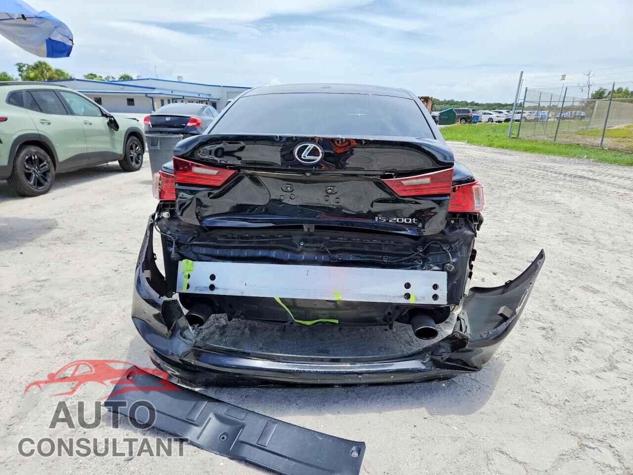 LEXUS IS 2016 - JTHBA1D21G5017585
