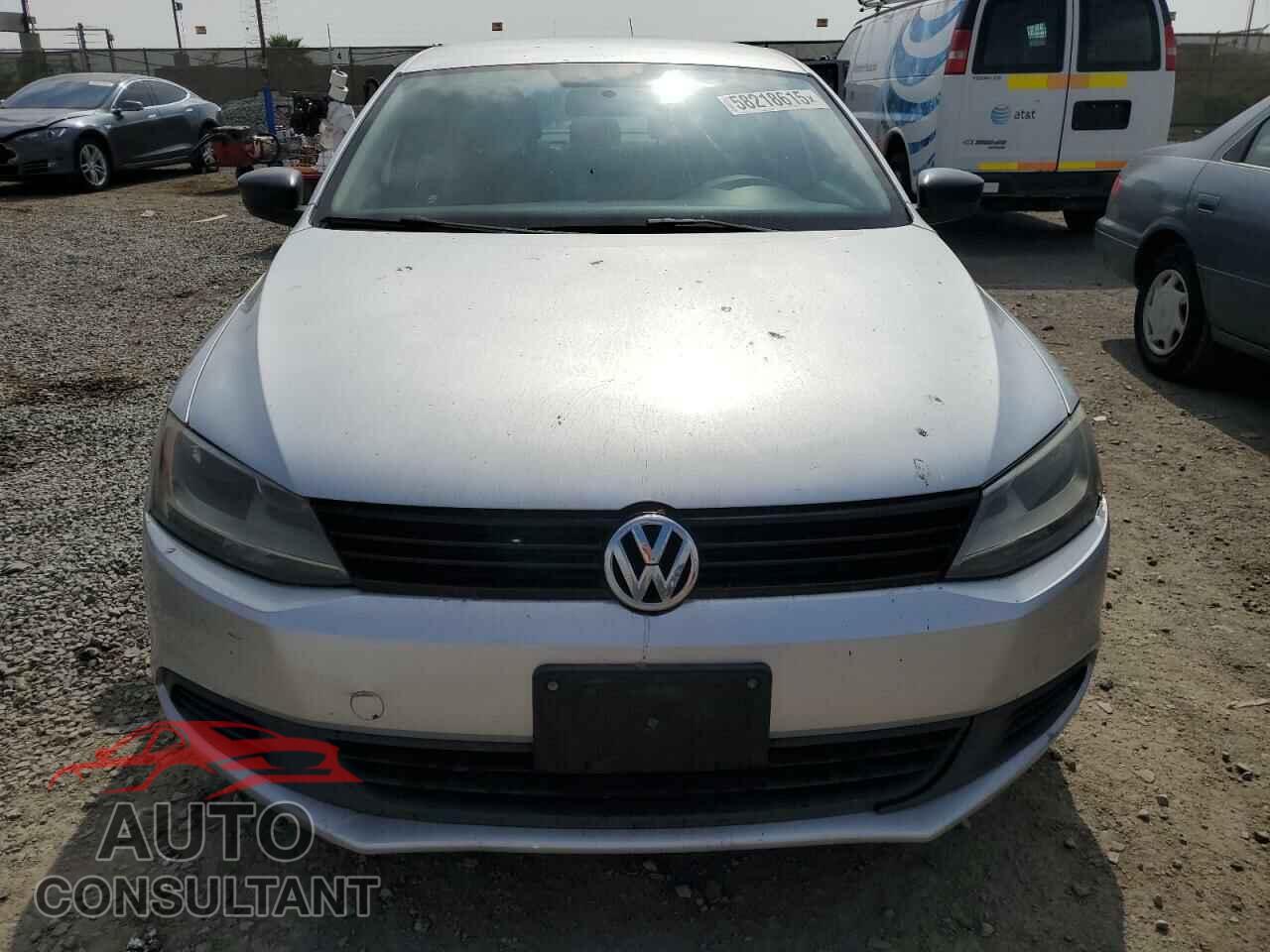 VOLKSWAGEN JETTA 2014 - 3VW2K7AJ6EM235958