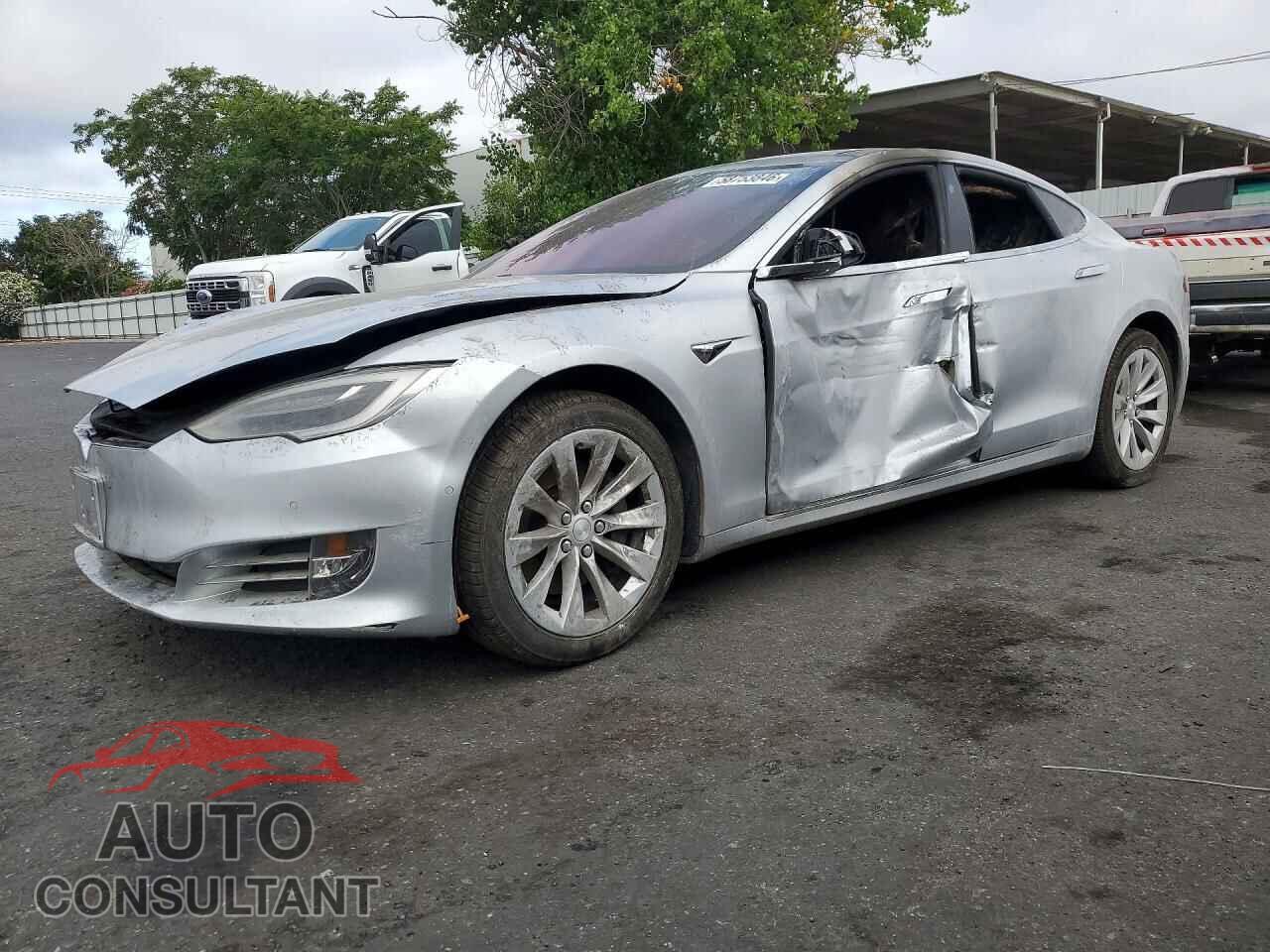 TESLA MODEL S 2018 - 5YJSA1E23JF256805